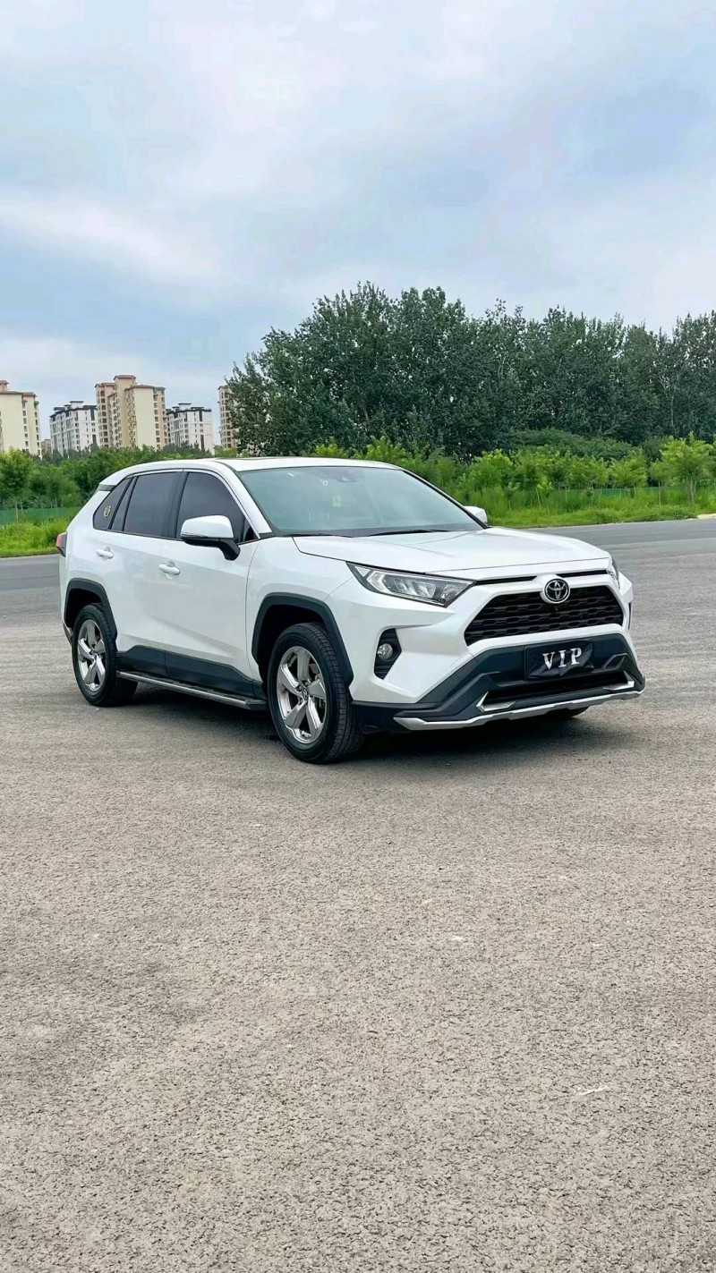 廊坊22年丰田RAV4荣放3