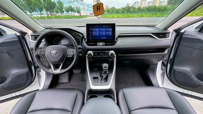 廊坊22年丰田RAV4荣放5