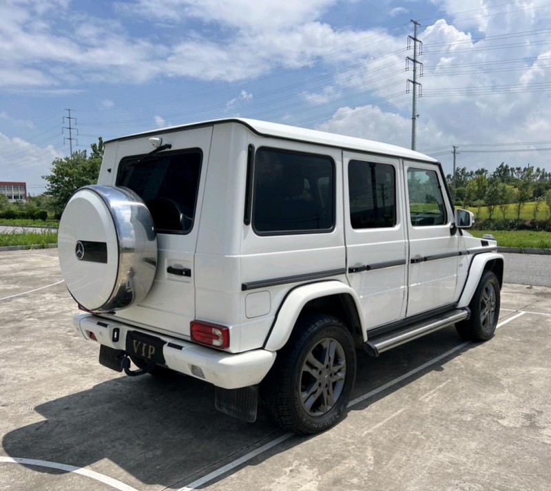 盐城16年奔驰G8