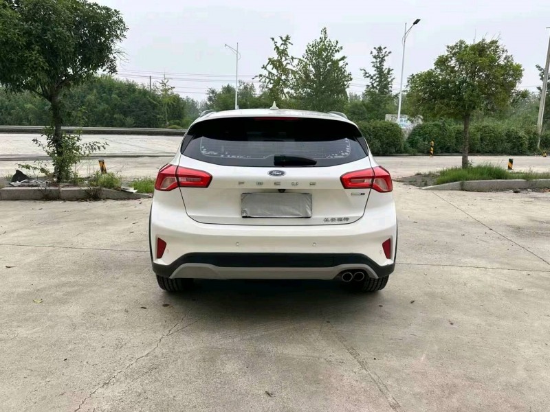 徐州20年福特福克斯9