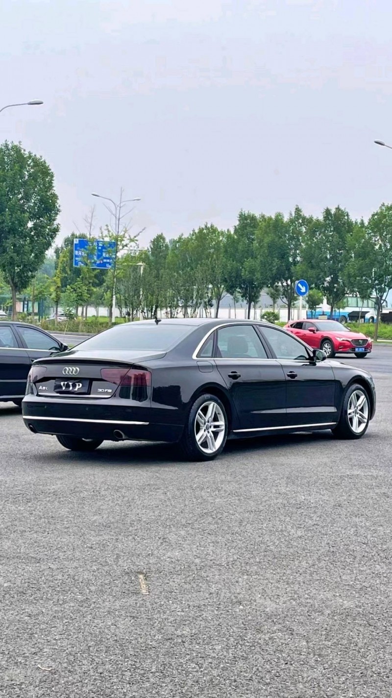 廊坊13年奥迪A8L4