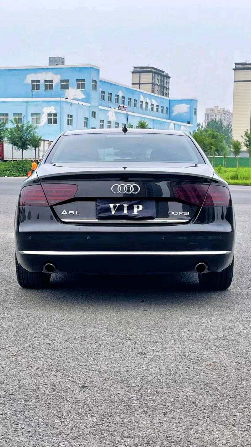 廊坊13年奥迪A8L9