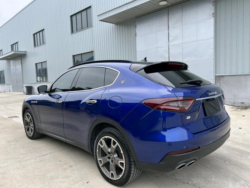 盐城20年玛莎拉蒂Levante8
