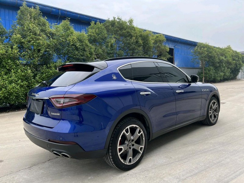 盐城20年玛莎拉蒂Levante9