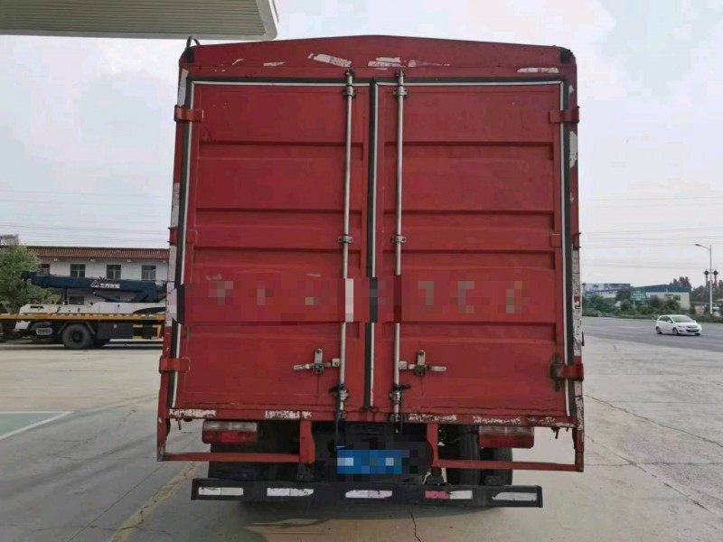 保定20年东风多利卡8