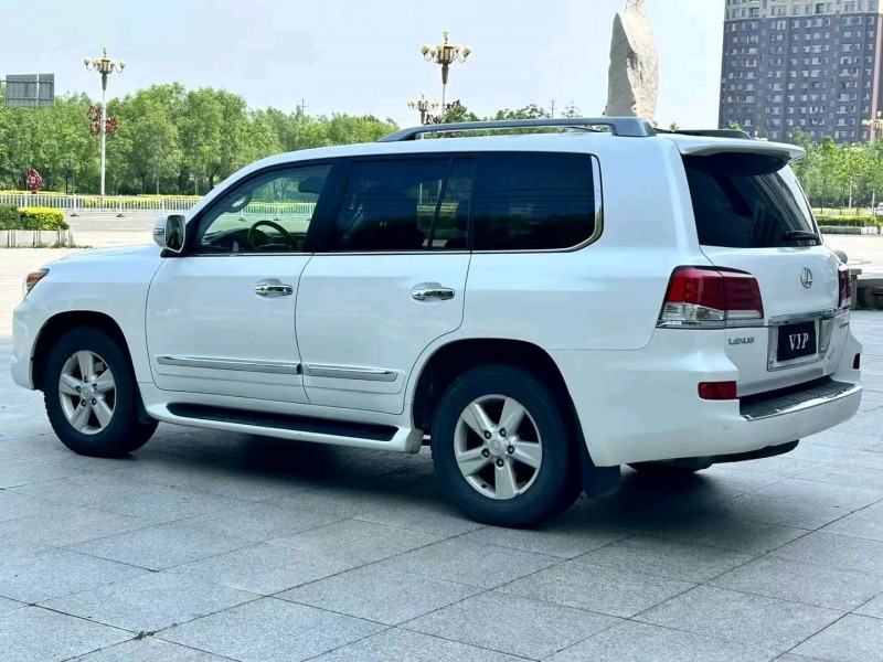 吉林14年雷克薩斯LX8