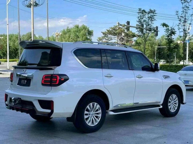 吉林19年日產途樂8