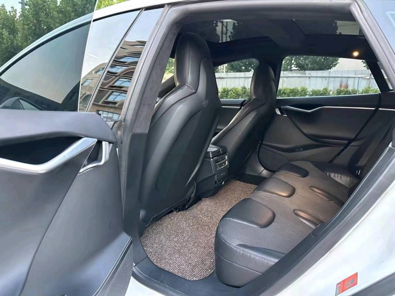 徐州17年特斯拉MODEL S4