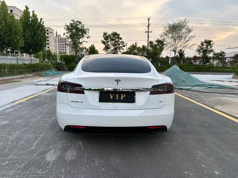徐州17年特斯拉MODEL S9