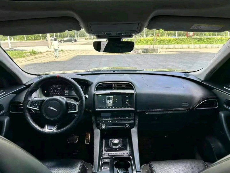 吉林20年捷豹F-PACE4