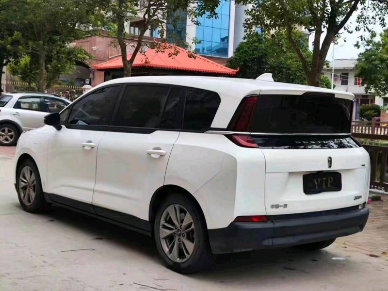 深圳23年奔騰nat9