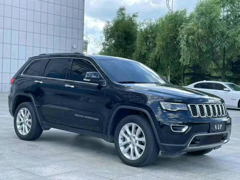 吉林18年Jeep大切諾基2