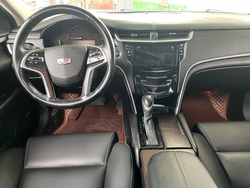 成都18年凯迪拉克XTS4