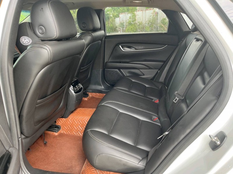 成都18年凯迪拉克XTS6