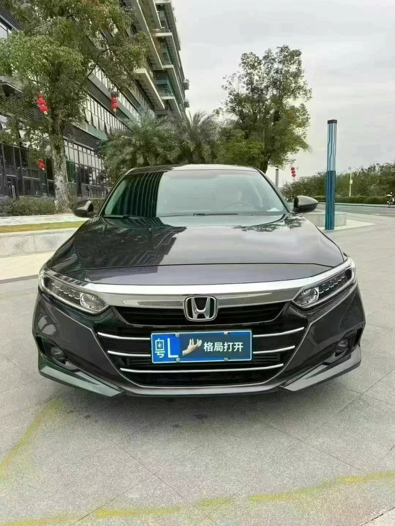 东莞22年本田雅阁1