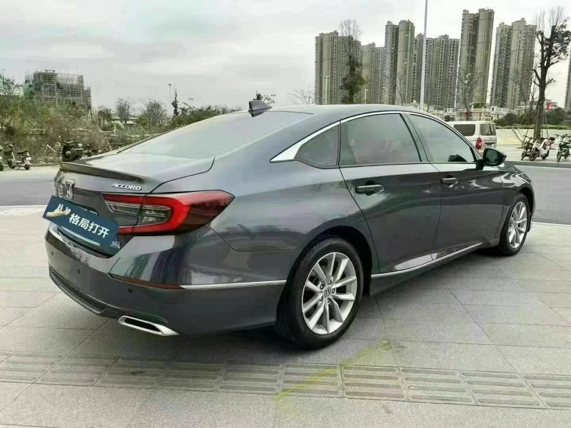 东莞22年本田雅阁7