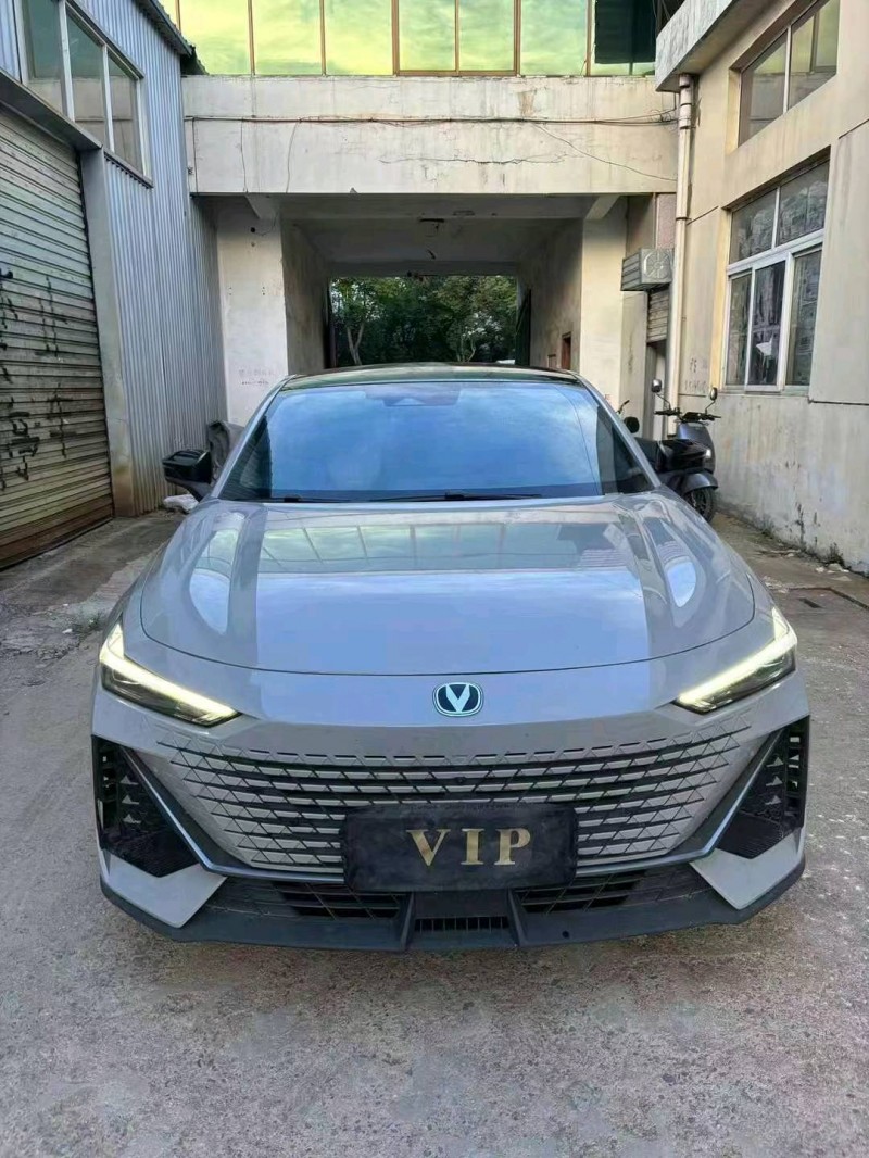 常州23年長安汽車UNI-V1