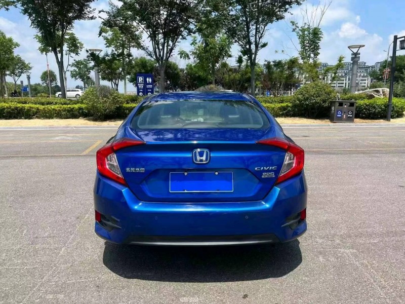 苏州18年本田思域9