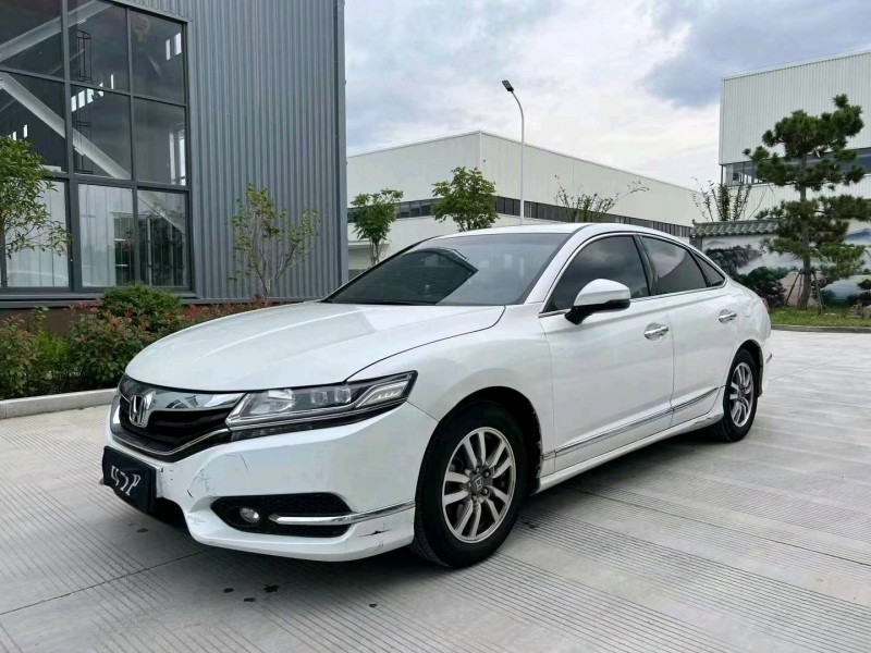 徐州16年本田思铂睿2