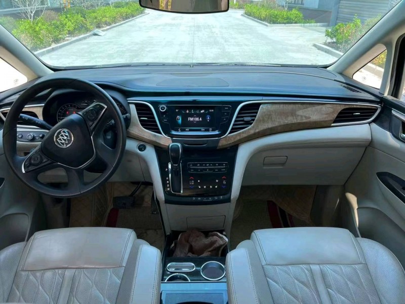 徐州19年别克GL84