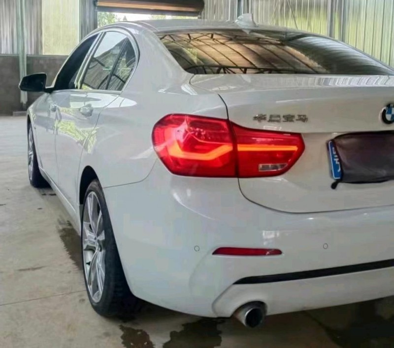 武汉18年宝马1系8