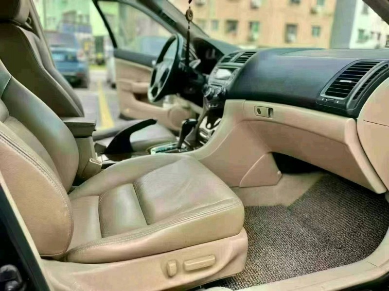 广州07年本田雅阁9