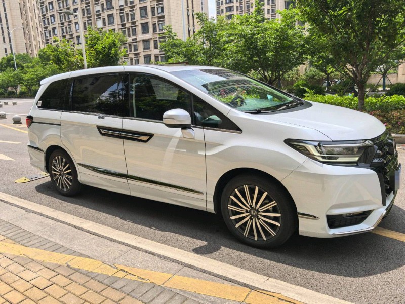 苏州24年本田艾力绅2