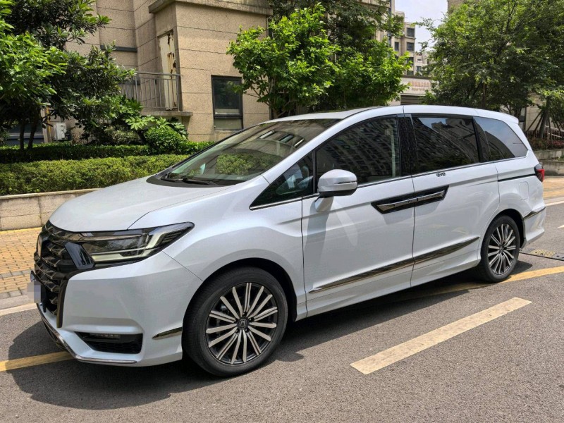 苏州24年本田艾力绅3