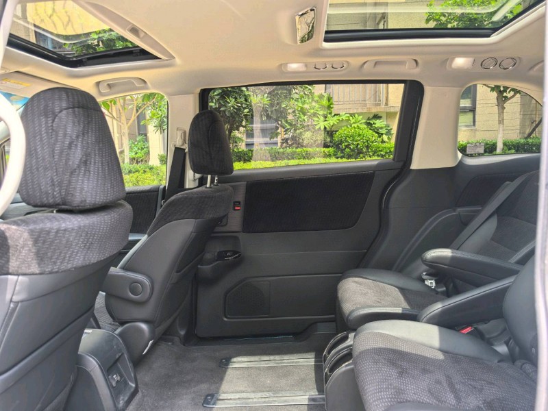 苏州24年本田艾力绅5