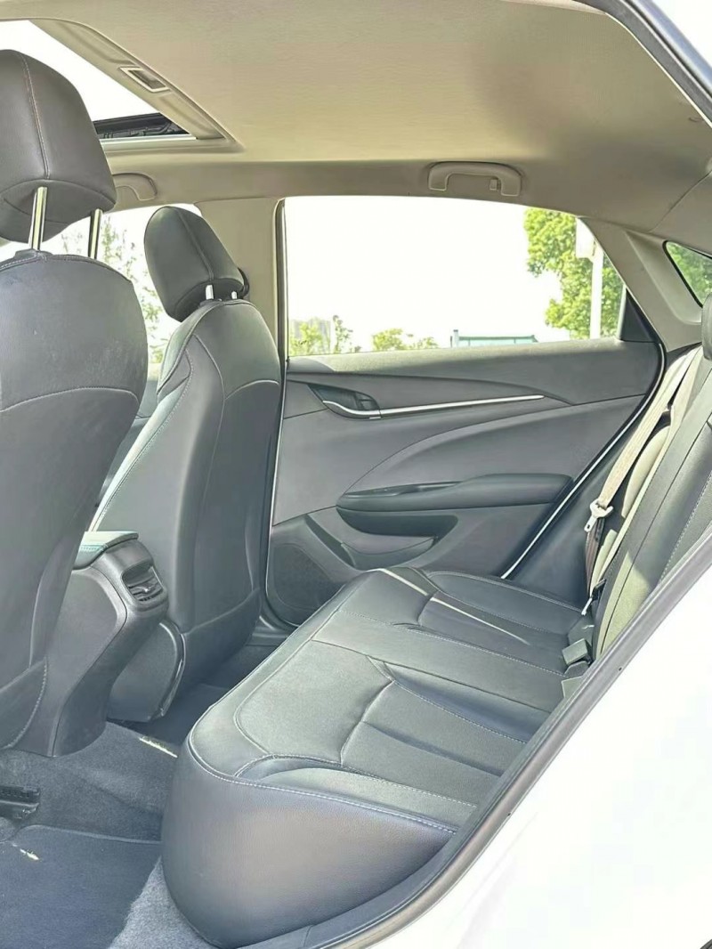 东莞22年别克英朗6