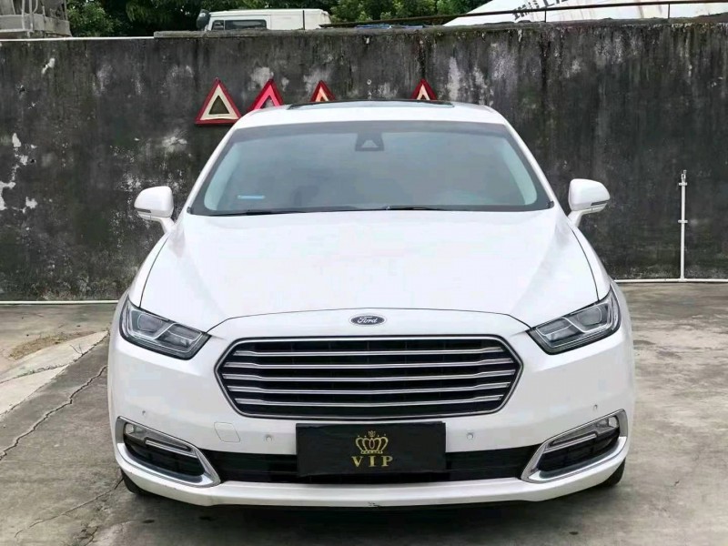 汕头17年福特金牛座1