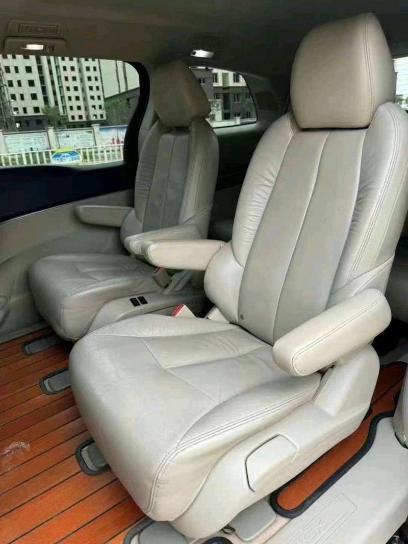 保定16年别克GL87