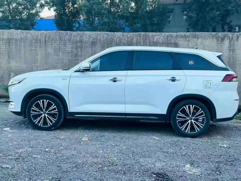 開封20年長安汽車歐尚6