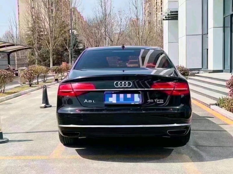 枣庄16年奥迪A8L9