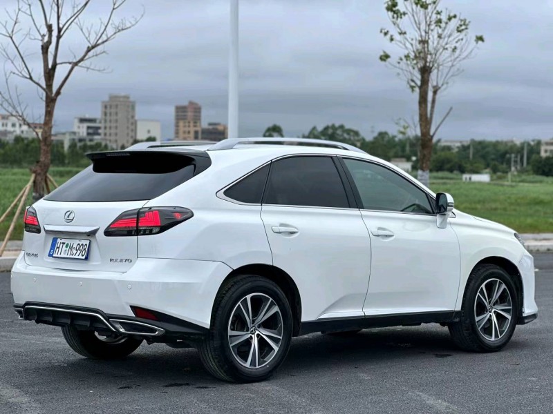 汕头12年雷克萨斯RX7