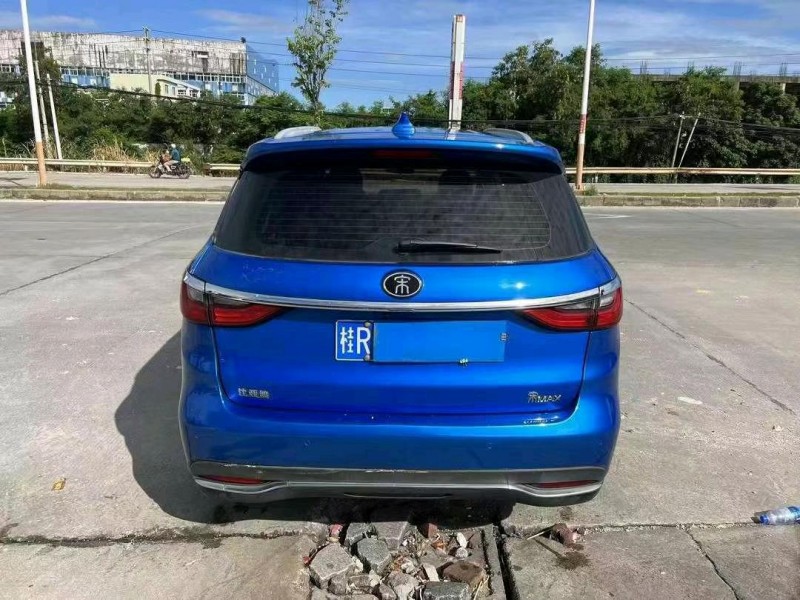 江门18年比亚迪宋MAX6