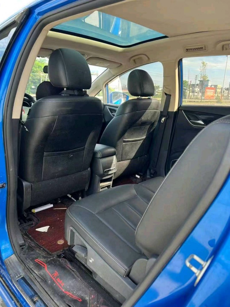 江门18年比亚迪宋MAX7