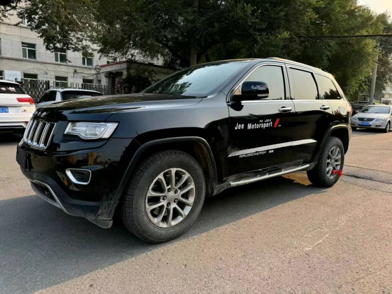 哈爾濱15年Jeep大切諾基3