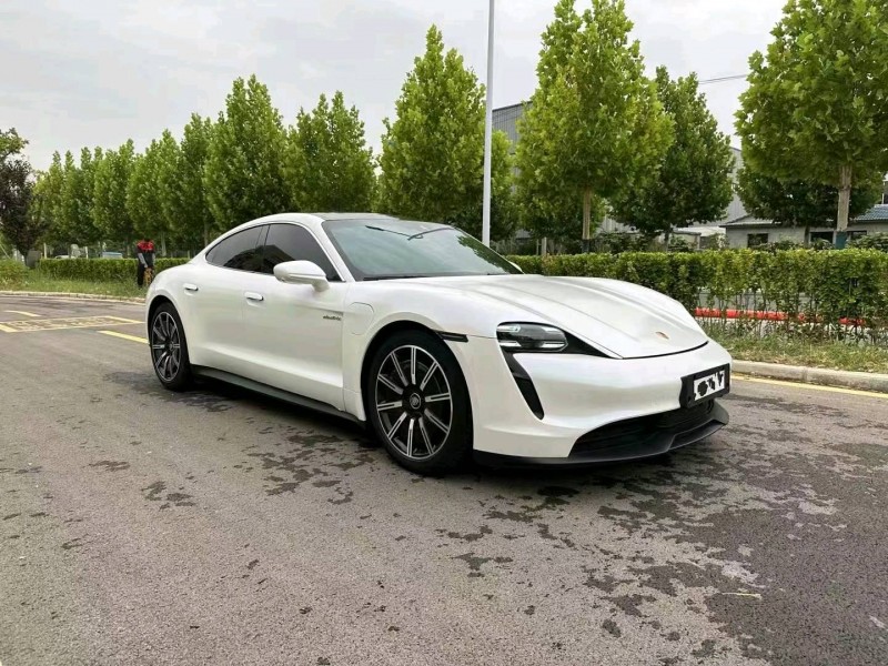 徐州22年保时捷Taycan2