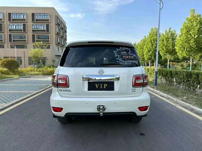 徐州17年日产途乐9