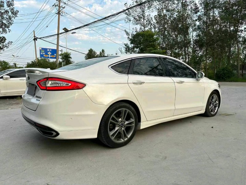 徐州17年福特蒙迪欧8