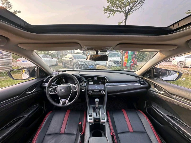 汕头18年本田思域5