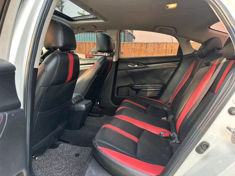 汕头18年本田思域6