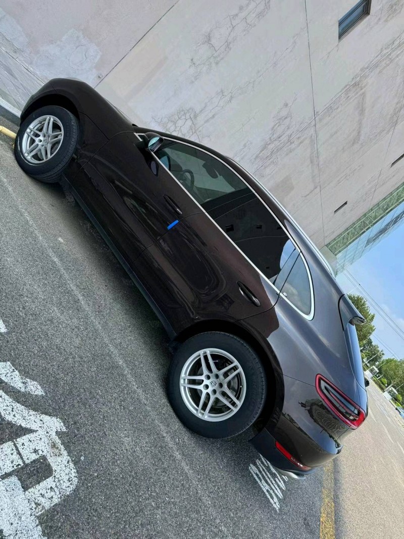 營口18年保時捷Macan7