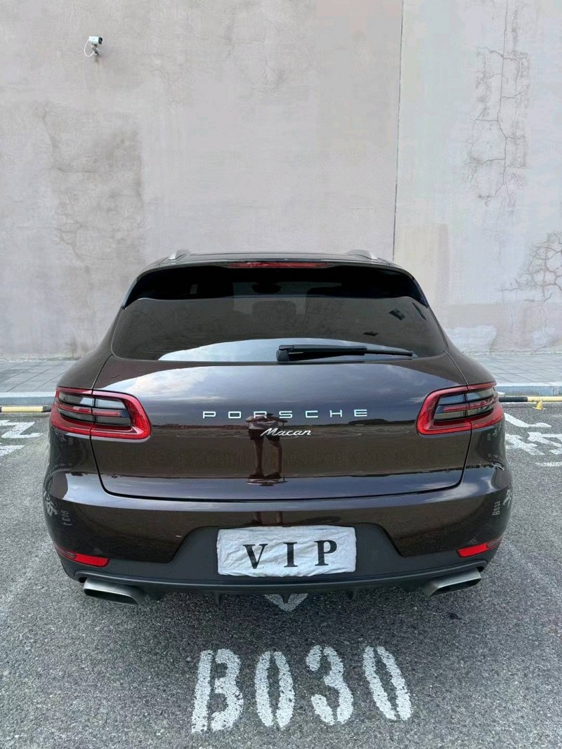 營口18年保時捷Macan8