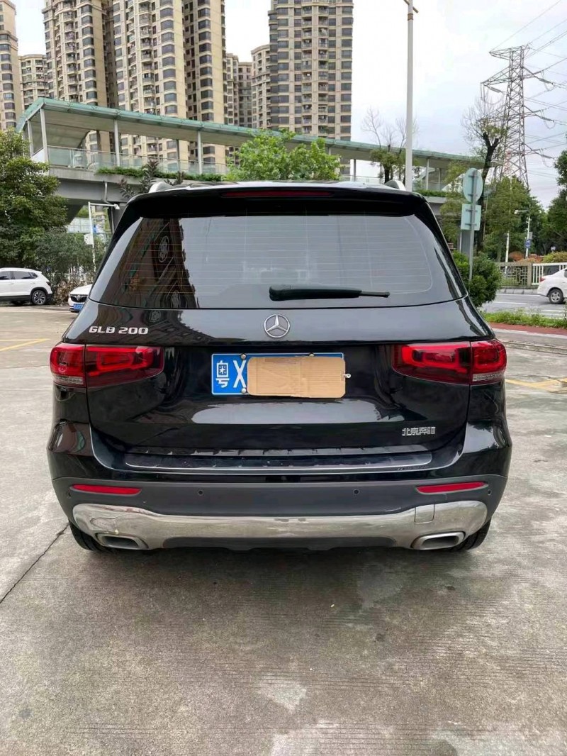 佛山20年奔驰GLB8