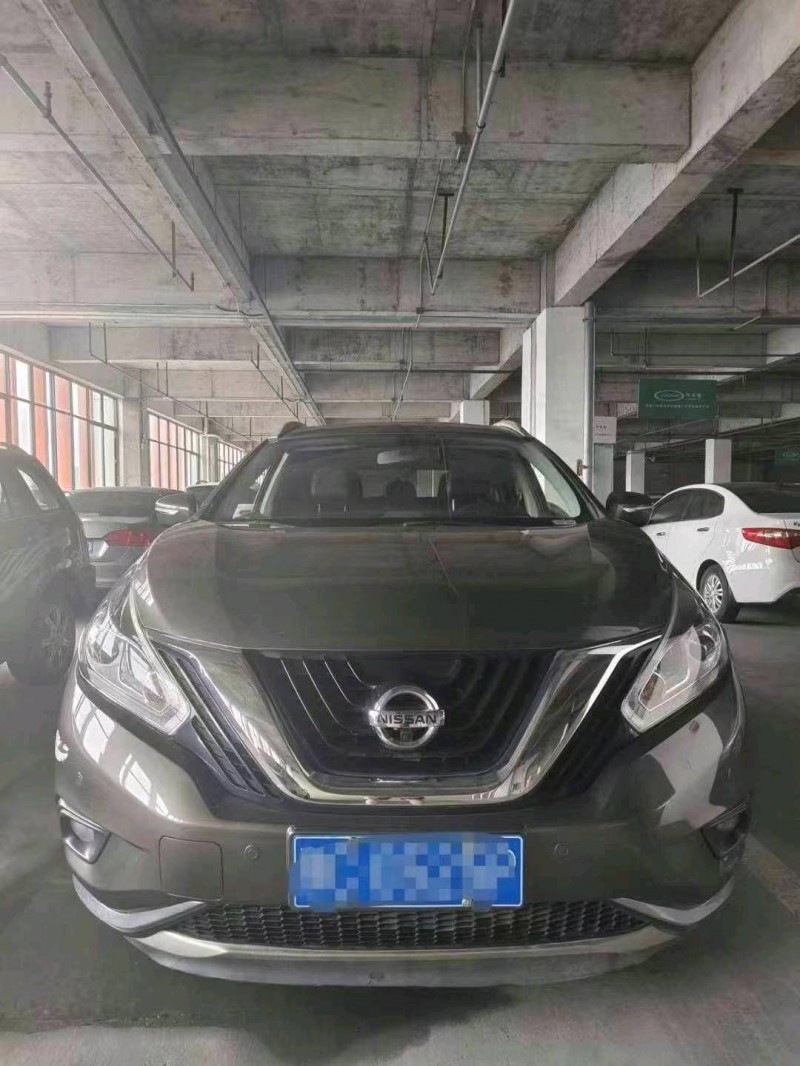 襄阳16年日产楼兰1