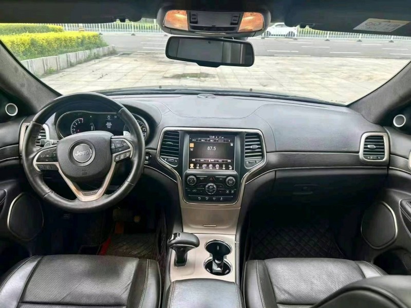 吉林15年Jeep大切諾基6