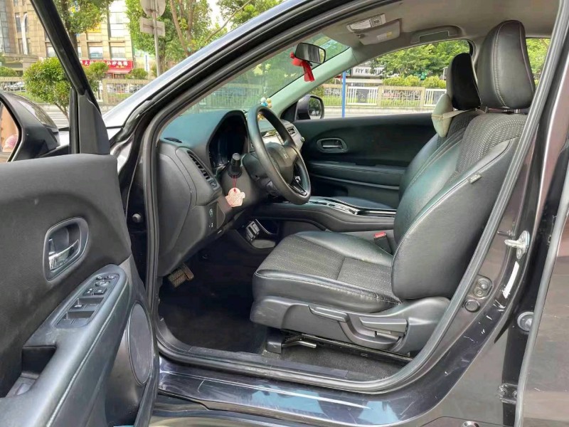 佛山18年本田缤智6
