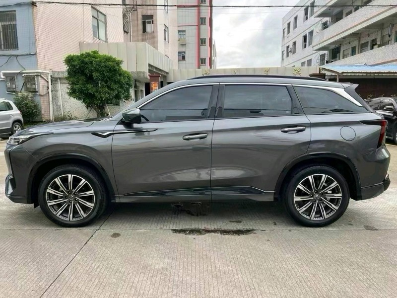 中山23年长安汽车CS753